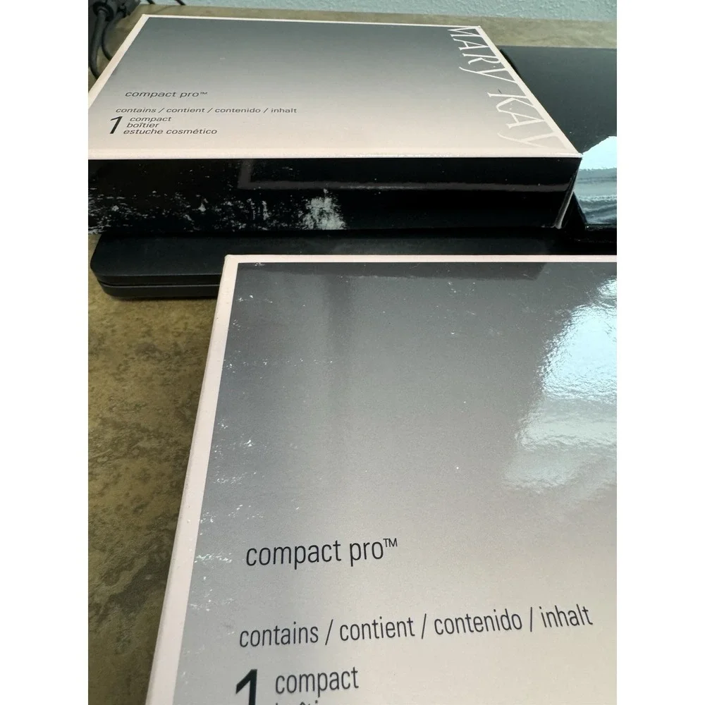 Mary‎ Kay Compact Pro Empty (3) Ugly Boxes